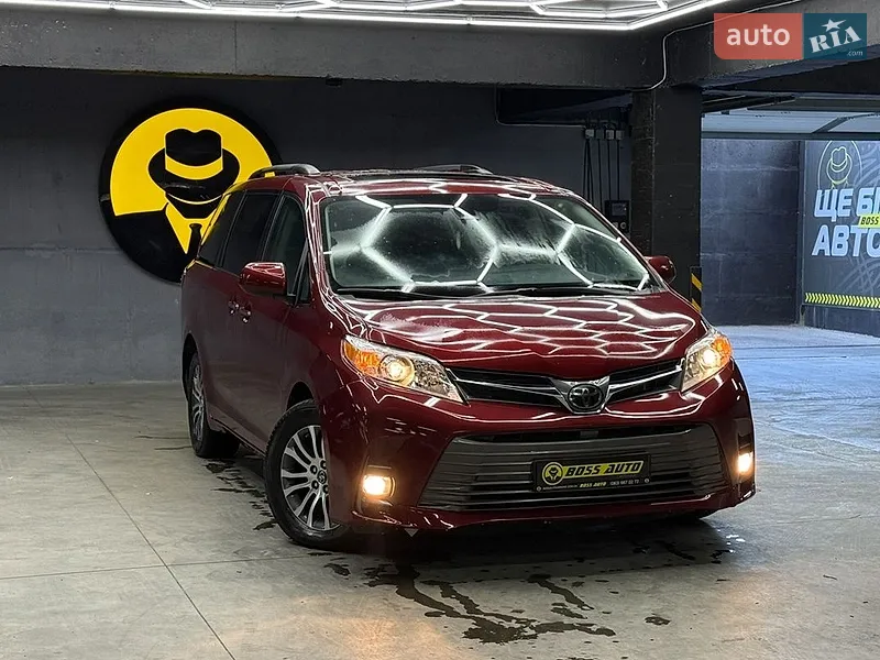 Toyota Sienna