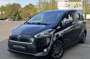 Минивэн Toyota Sienta 2016 в Николаеве