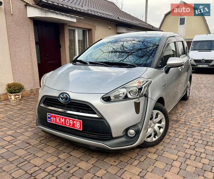 Минивэн Toyota Sienta 2018 в Белой Церкви