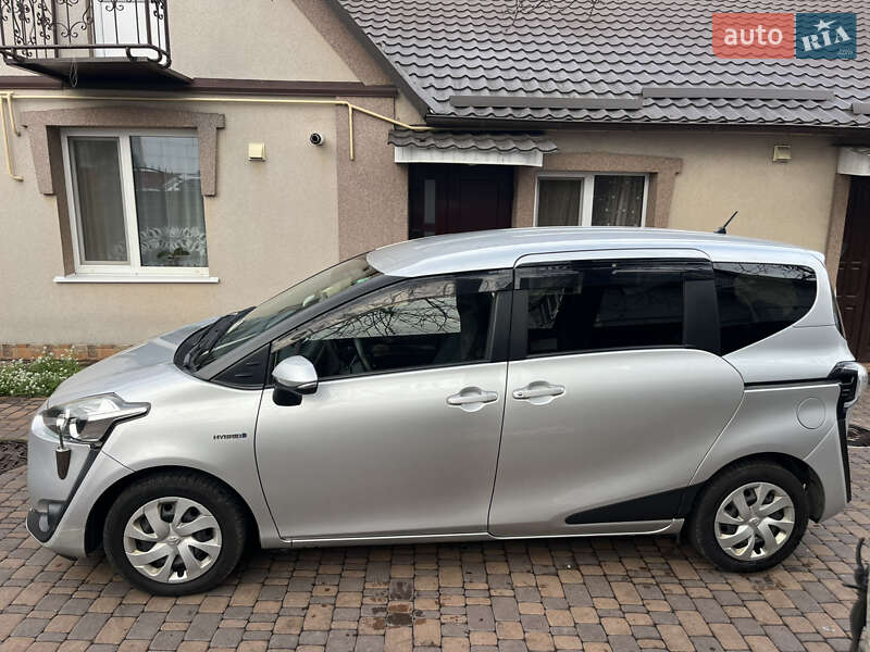 Минивэн Toyota Sienta 2018 в Белой Церкви