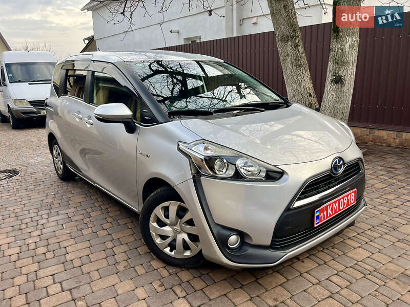 Минивэн Toyota Sienta 2018 в Белой Церкви