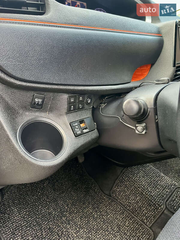 Минивэн Toyota Sienta 2018 в Белой Церкви