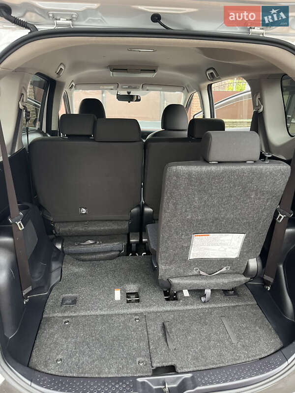 Минивэн Toyota Sienta 2018 в Белой Церкви