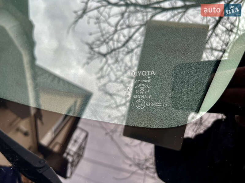 Минивэн Toyota Sienta 2018 в Белой Церкви