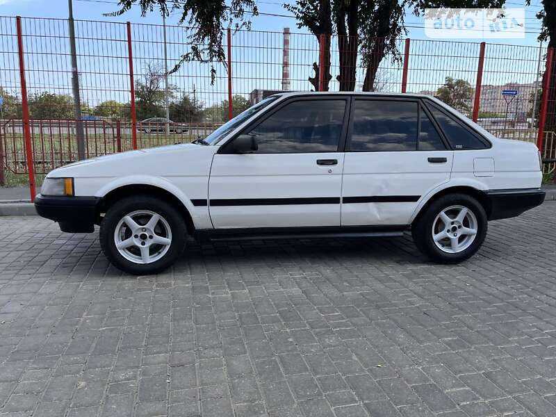 Седан Toyota Sprinter 1986 в Одессе