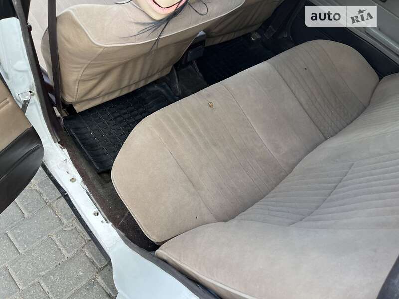 Седан Toyota Sprinter 1986 в Одессе