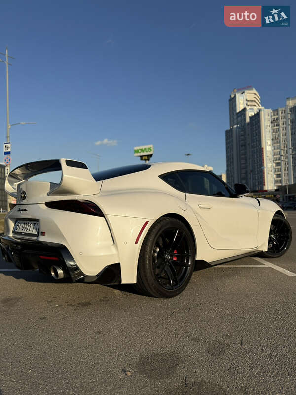 Купе Toyota Supra 2021 в Киеве