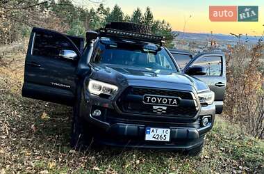 Пікап Toyota Tacoma 2018 в Калуші