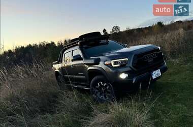 Пикап Toyota Tacoma 2018 в Хмельницком