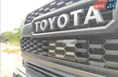 Пикап Toyota Tacoma 2018 в Хмельницком