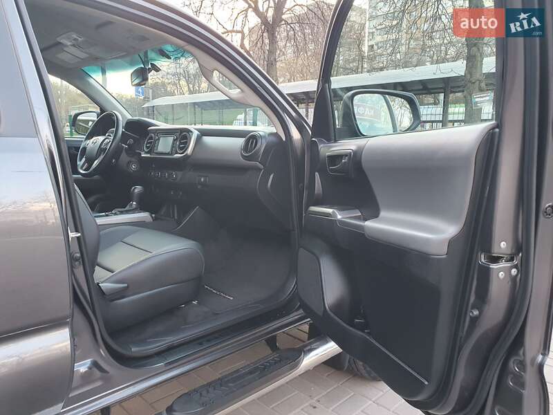 Пикап Toyota Tacoma 2017 в Киеве