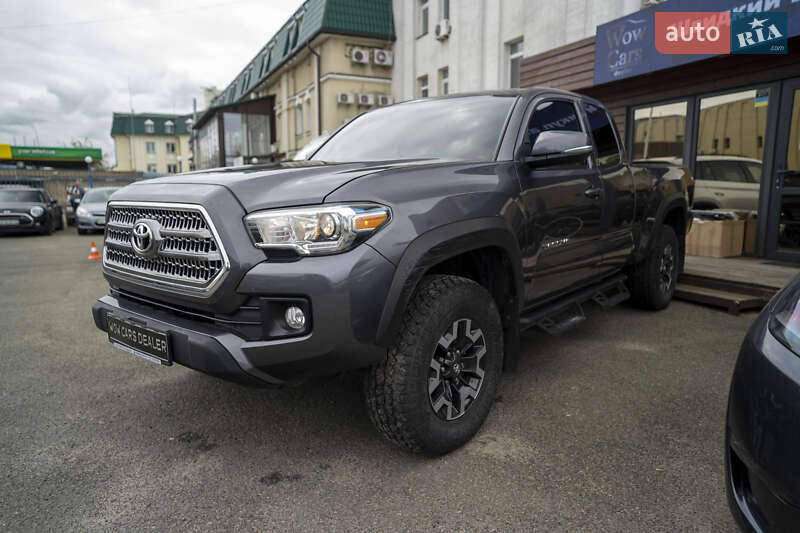 Пикап Toyota Tacoma 2016 в Киеве