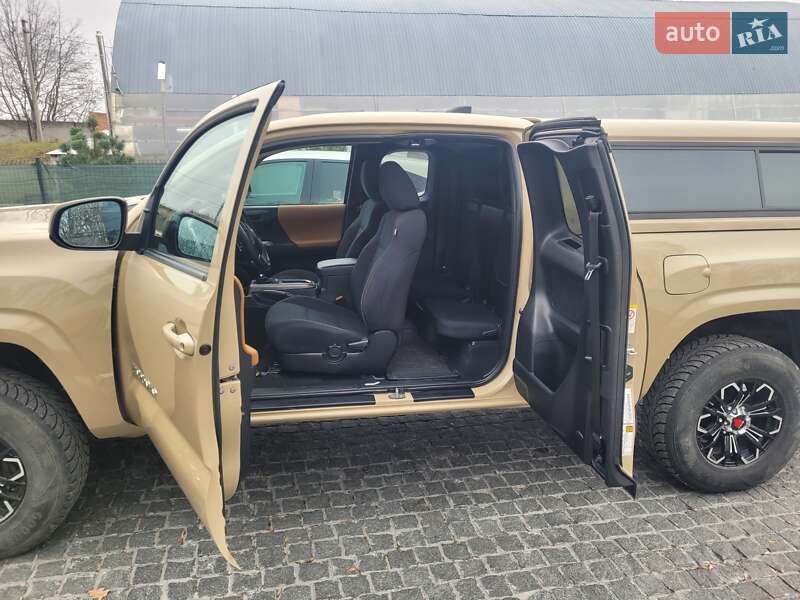 Пикап Toyota Tacoma 2018 в Тернополе