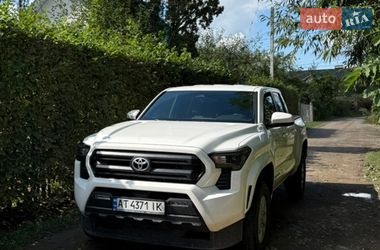 Пікап Toyota Tacoma 2024 в Івано-Франківську