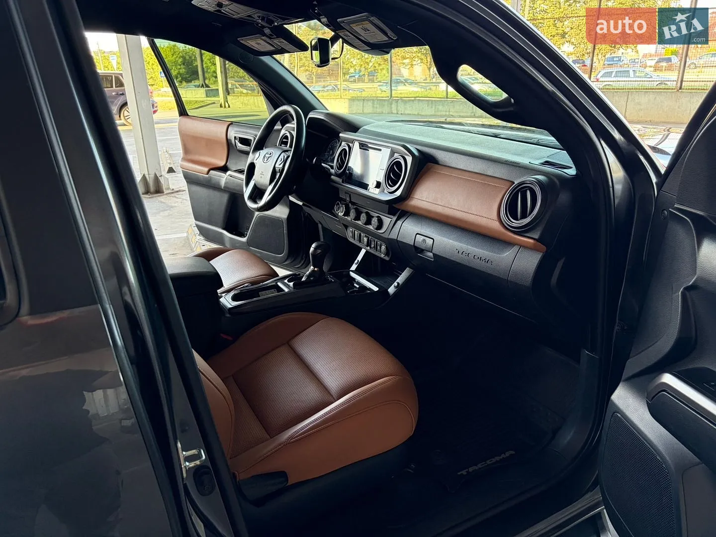 2018 Toyota Tacoma - мініатюра 15