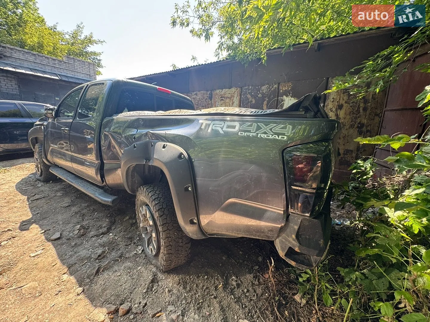 2018 Toyota Tacoma - мініатюра 2