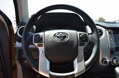 Пікап Toyota Tundra 2019 в Києві