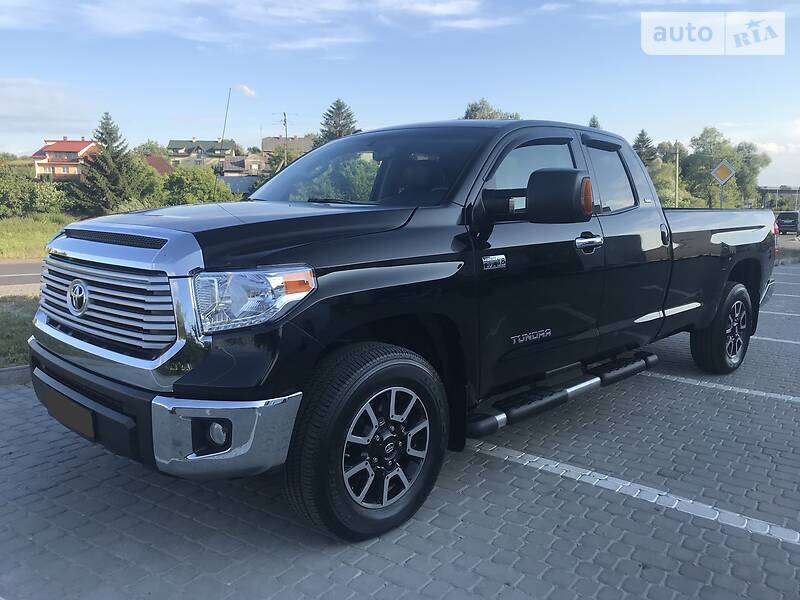 Пікап Toyota Tundra 2014 в 