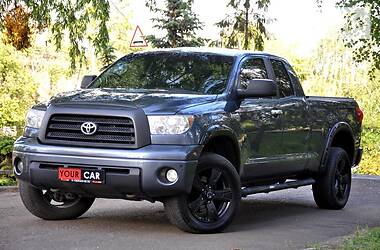 Внедорожник / Кроссовер Toyota Tundra 2008 в Киеве