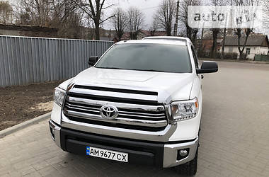 Пикап Toyota Tundra 2017 в Житомире