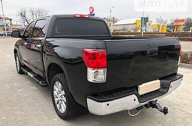 Пикап Toyota Tundra 2010 в Житомире