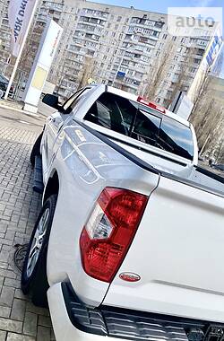 Позашляховик / Кросовер Toyota Tundra 2017 в Харкові