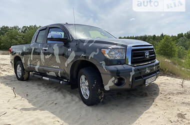 Пикап Toyota Tundra 2012 в Днепре