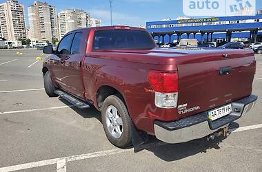 Пикап Toyota Tundra 2008 в Киеве