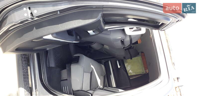 Пикап Toyota Tundra 2017 в Мостиске