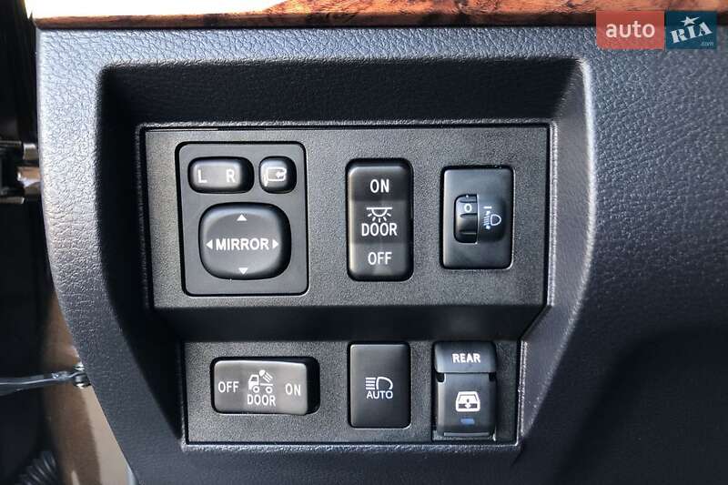 Пікап Toyota Tundra 2018 в Умані