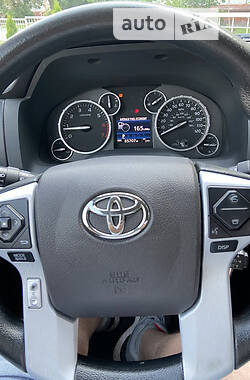 Пикап Toyota Tundra 2016 в Запорожье