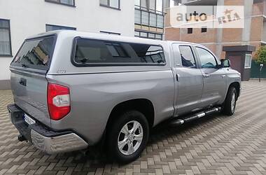 Пикап Toyota Tundra 2016 в Киеве