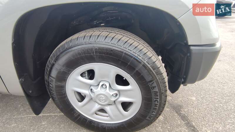 Пікап Toyota Tundra 2021 в Києві