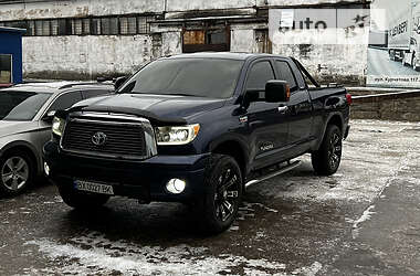 Пикап Toyota Tundra 2014 в Хмельницком