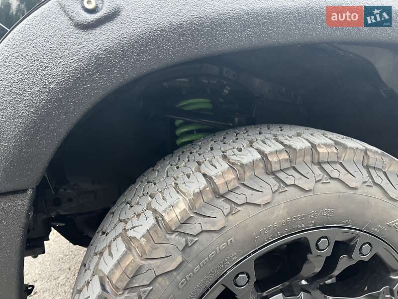 Пикап Toyota Tundra 2015 в Киеве