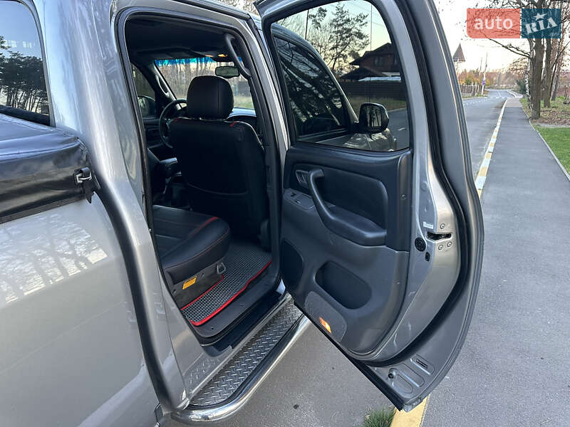 Пикап Toyota Tundra 2006 в Киеве