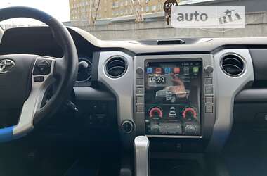 Пикап Toyota Tundra 2016 в Киеве