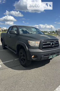 Пікап Toyota Tundra 2008 в Києві