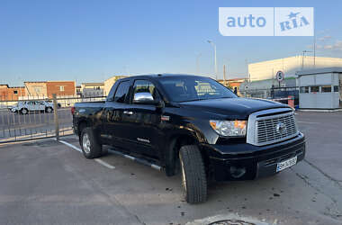 Пикап Toyota Tundra 2012 в Сумах