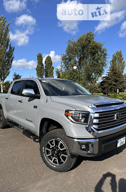 Пікап Toyota Tundra 2017 в Києві