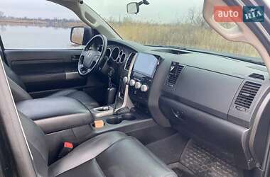 Пикап Toyota Tundra 2011 в 