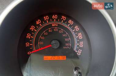 Пикап Toyota Tundra 2011 в 