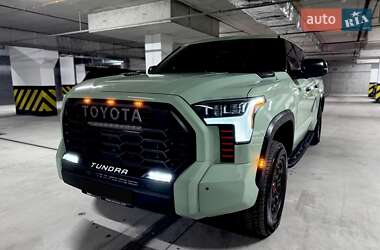 Пікап Toyota Tundra 2022 в Дніпрі