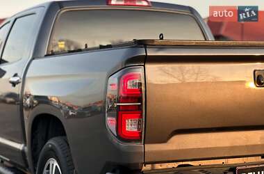 Пикап Toyota Tundra 2019 в 