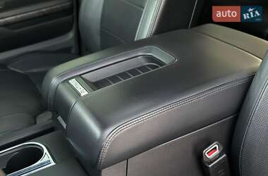 Пикап Toyota Tundra 2019 в 