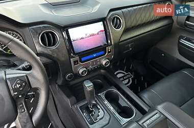 Пикап Toyota Tundra 2019 в 