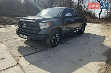 Пикап Toyota Tundra 2014 в Львове