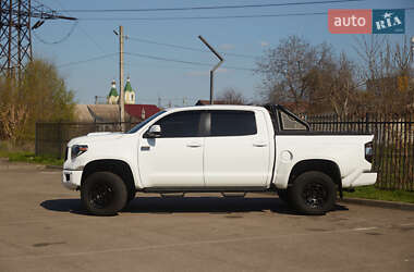 Пикап Toyota Tundra 2019 в 