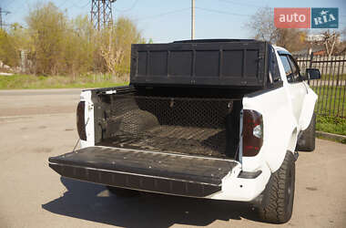 Пикап Toyota Tundra 2019 в 