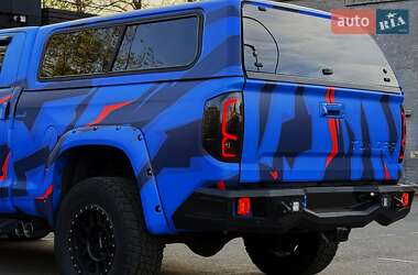 Пикап Toyota Tundra 2015 в 